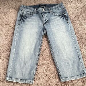 WHBM denim jean capris size 4 embellished pockets Y2K style vintage fashion